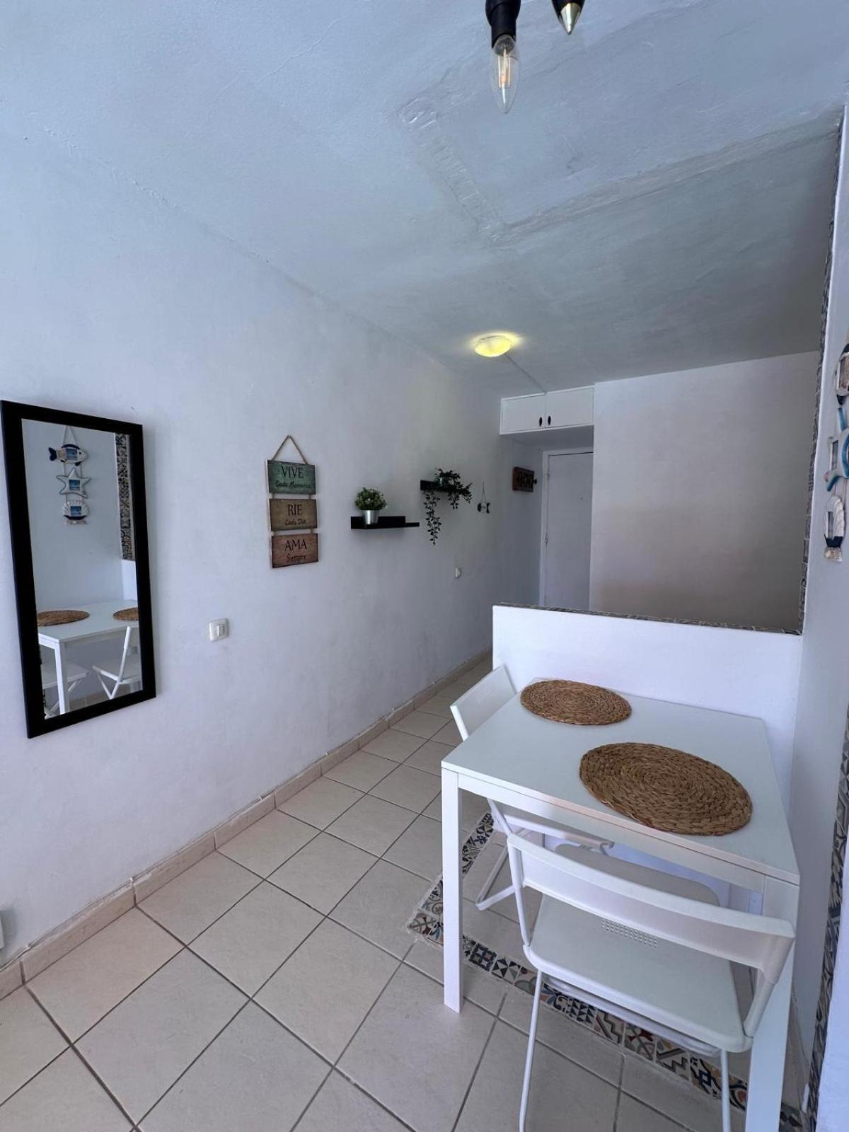 アロナFlat Con Piscina In Costa Del Silencio - 5 Minuti Dal Mareアパートメント エクステリア 写真