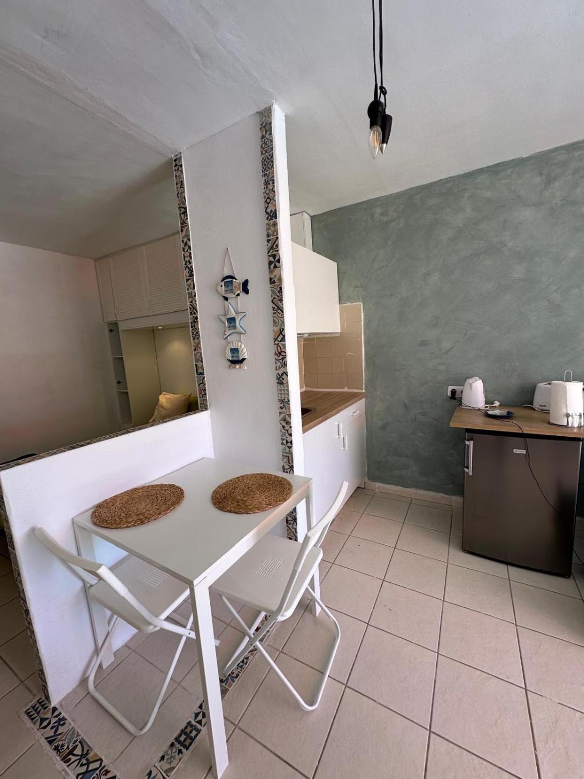 アロナFlat Con Piscina In Costa Del Silencio - 5 Minuti Dal Mareアパートメント エクステリア 写真
